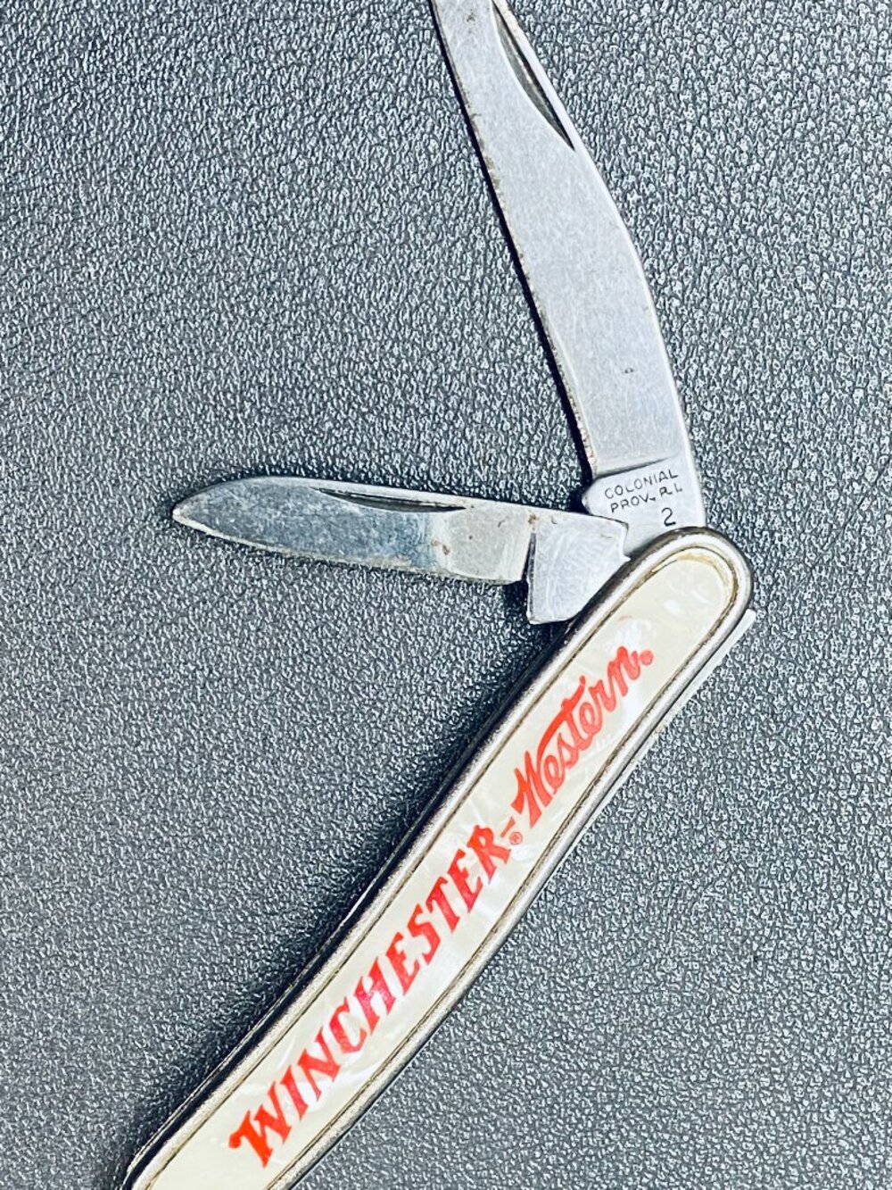 VNTG Colonial Winchester Western 2-Blade Folding Jack Knife Faux Pearl 1970's VG